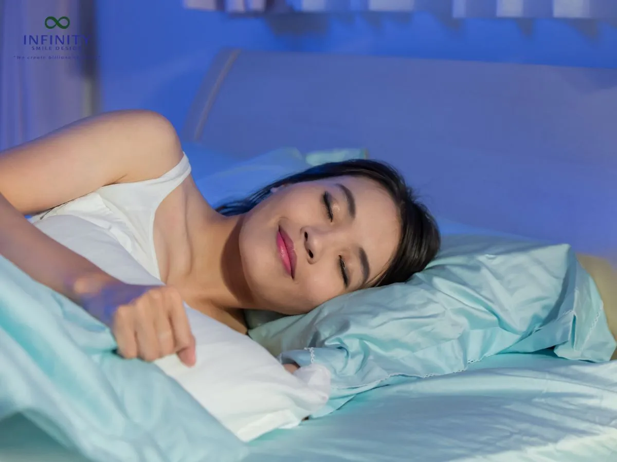 Tư thế tư thế ngủ khi niềng răng tốt nhất